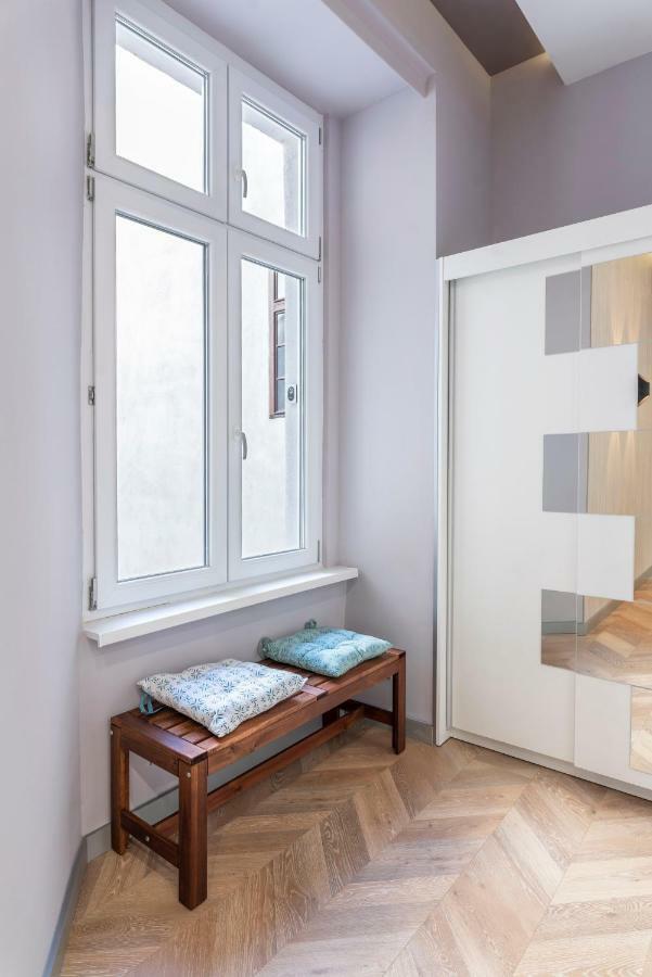 Modern 2 Bedroom Apartment With Free Airport Transfer Budapest Exterior foto